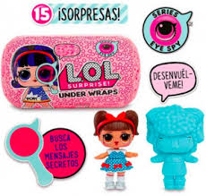Da vuelta los paneles de colores mientras cubre todo el tablero. Lol Surprise Under Wraps Eye Spy Munecas Lol Surprise