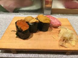 We compare population and gdp figures for the four top economic regions in the world: Sushi Japan Versus America What S The Difference Foodicles