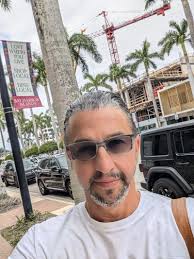 tombrady #jeffbezos #jaredkushner #adamneumann #miami