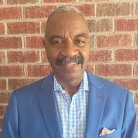 Lexie Holmes's Instagram, Twitter & Facebook