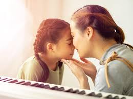 Terjemahan dari ibu dan anak di bahasa inggris. Tips Sederhana Jadi Ibu Tiri Untuk Anak Sambung Jangan Baper