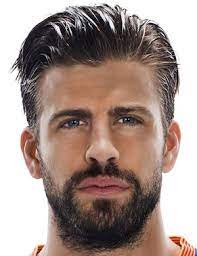 The colombian songstress and her partner, international soccer star gerard. Gerard Pique Spielerprofil 21 22 Transfermarkt