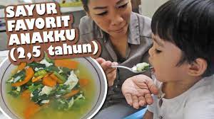 Melihat pentignya hal ini, perlu kiranya kami sebelumtidur.com berbagi bersama terkait resep makanan balita 1 tahun ke atas. Resep Sayur Hijau Anak Ku Umur 2 5tahun Sukaaa Banget Youtube