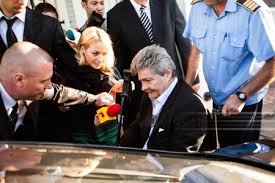 Zsarolás gyanúsítanak egy román mágnást. Rezultatele CÄutÄrii DupÄ Tagul Sorin Pagina 23