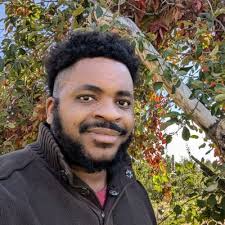 Aaron Sewell (@MrSeussical)