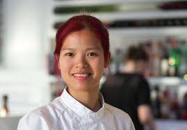 Gert að yfirgefa landið á næstu fimmtán dögum