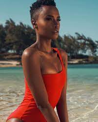 As of 2020, she is 27 years old. Zozibini Tunzi Bio Age Family Education Miss Universe Quotes Pic