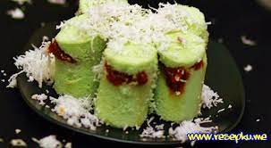 Bahan bahan 150 gr tepung beras 100 ml santan 1/4 sdt garam gula merah kelapa parut kami juga menyediakan alat cetakan kalau berminat hubungi no wa 082233626928 bunda dafa kunjungi juga toko resmi kami di tokopedia видео resep kue putu basah tepung bera. Resep Kue Putu Bambu Dari Tepung Beras Resepku Me