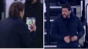 Destinatari lo stesso agnelli e il vicepresidente nedved. Il Dito Medio Di Conte Le Urla Di Agnelli Cosa E Successo E Cosa Si Sono Detti Corriere Tv