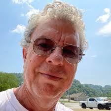 Roy Lykins's Instagram, Twitter & Facebook