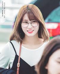 Twice Momo Fantaken 170924 Incheon Airport Heading To Singapore Kpop Girls Momo Hirai Momo