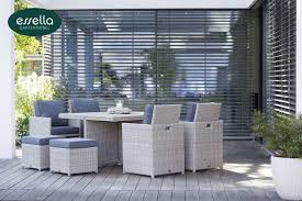 Besonders Bequeme Essgruppe Sie Suchen Eine Sitzgruppe Die Gut Aussieht Und Auch Noch Platzsparend Ist Dann Ist D In 2020 Polyrattan Sitzgruppe Sitzgruppe Polyrattan