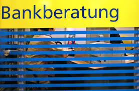 Ehepaar Aus Dem Kreis Boblingen Verzweifelt Blank Wegen Der Neuen Bank Landkreis Boblingen Stuttgarter Zeitung