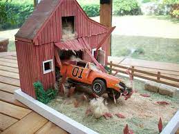 general lee dans la grange by coolfire 1969 dodge charger tv the dukes of hazzard diorama vignette scale mod scale models cars car model general lee