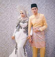 Jika kita bercakap mengenai pelakon ummi nazeera tak dinafikan dia sememangnya cantik dengan gayanya tersendiri! Pakai Baju Melayu Handsome Bila Rambut Panjang Cantik Netizen Terpegun Lihat Abang Ummi Nazeera