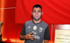 Gabriel barbosa's birth name is gabriel barbosa almeida. Gabigol Alternativa Ou Substituto