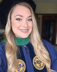 ✨Dr. Hannah Christopher✨ 🏡Hometown: Kokomo, IN 🥼Medical School: Marian  College of Osteopathic Medicine 🩺Ob/Gyn interests/future plans: General  Ob/gyn 🐕‍🦺Hobbies: Walking my dog (Indy), hanging out with friends,  traveling, dancing, running ...