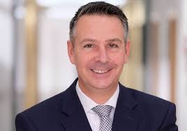 Ansprechpartner nach Alphabet