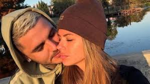 Al límite! La foto de Juanita Tinelli haciendo topless que se volvió viral