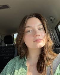 Ann Ackerman's Instagram, Twitter & Facebook