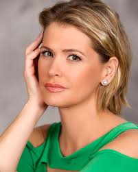 Swanson signing autographs outside the directors guild of america, hollywood, before the premiere of fly me to the moon on august 3, 2008. Kristy Swanson Kristy Swanson Beauty Beauty Icons