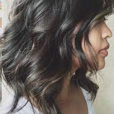 This Is How You Incorporate Grey Into Dark Hair With A Bit Of Blonde Present Perfect Subtle Hair Color Dark Hair With Highlights Dark Hair Grey Highlights