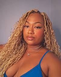 A melhor em cena . . . . . . . . . . . #explore #explorar #pretas #hair  #viral