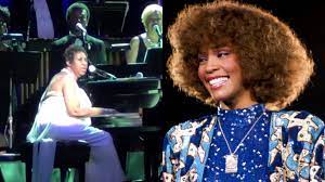 When Aretha Franklin performed stunning 'I Will Always Love You' in emotional Whitney... - Smooth