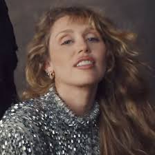 Video posted by Samira Farah (@samirafarah5)