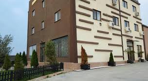 Le nom afumaţi est dérivé du verbe… … Grande Palace AfumaÅ£i Romania Photos Opinions Booking