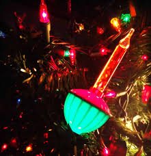 Each strand is only 1 prim! Vintage Christmas Decorations That Are Making A Huge Comeback