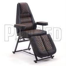 cift ayakli dovme tattoo koltugu kahverengi siyah koltuklar alanlar kahverengi