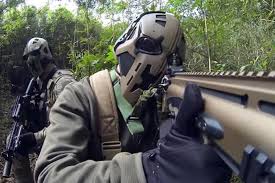 Check spelling or type a new query. Pasukan Elit Sas Jajal Helm Canggih Anti Peluru Mirip Star Wars