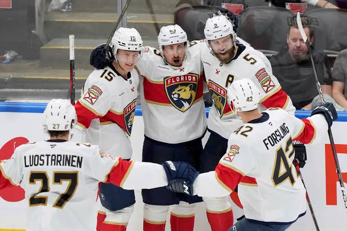 Brad Marchand's addition sparked Panthers' third line