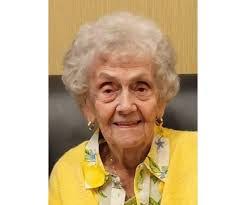 Geneva Owen's Instagram, Twitter & Facebook