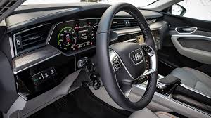 Learn from the engineers who designed the. Erster Test Des Audi E Tron Q3 Tt A1 A6 Avant Autofilou