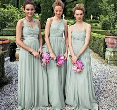 Top5 Kleider Die Hochzeits Saison 2014 Ist Eroffnet Was Ziehe Ich Als Gast An Journelles Brautjungfernkleid Kleid Hochzeit Gast Brautjungfern Kleider