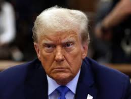 ☆BREAKING NEWS☆Iran lanse plizyè misil sou yon baz militè Ameriken nan peyi  Qatar. Premye repòt yo fè konnen defans Qatar a entèsepte tout. Tripotay Bò  Lakay Actualités News Tv Info Plus Tv #