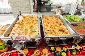 I wanted the decor to have a modern, sleek feel so we kept all the serving ware and table settings with black and white details. Riley And Dilly S Mexican Fiesta Themed Party Mexican Food Recipes Appetizers Mexican Dinner Party Food And Drinks