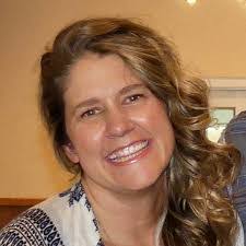 Candi Hagan's Instagram, Twitter & Facebook