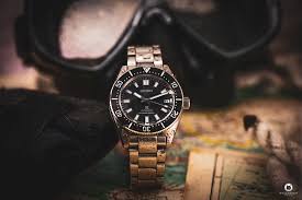 The spb143 features a sunburst grey dial that tips its cap to the original steely colour of the 62mas. Seiko Prospex Spb143j1 Automatic 200m Im Test Uhrenblog Watchdavid