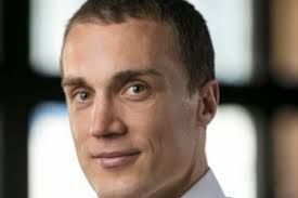 From kicking goals to setting goals: Premiership-winning Sydney Swans  player Ted Richards