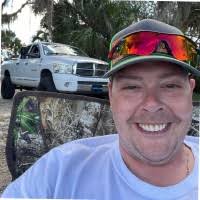 Ronald Holstein's Instagram, Twitter & Facebook