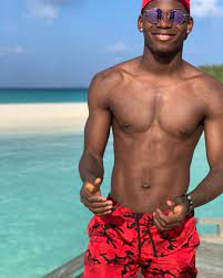 Blick.ch bietet ihnen aktuelle nachrichten und analysen zum thema. Breel Embolo Wiki 2021 Girlfriend Salary Tattoo Cars Houses And Net Worth