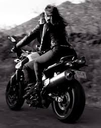 Tienes diferentes opciones para el alquiler de coches para bodas en vizcaya: Imagenes De Novios Motociclistas Motociclistas 2020