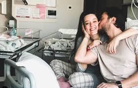 Akil, 'sevgilim, çocuklar fotoğraf çektirmek. Pelin Akil Paylasti Herkes Ilk Kez Ogrendi