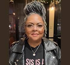 Yvette Cook's Instagram, Twitter & Facebook