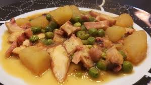 Oltre agli umidi di carne, ci sono anche quelli di pesce e di verdura. Polpo In Umido Con Patate E Piselli Dire Condire