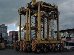 28 Vehicle - Straddle Carrier Ideas Carriers Heavy Equipment Truck Cranes