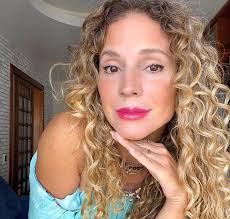 Não sabendo que era impossível foi lá e quebrou a cara! Xgzepyl299f25m